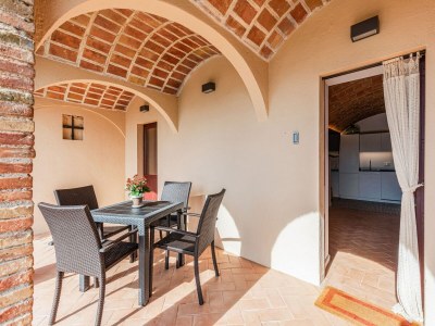 Holiday house Charming Home Near Vulpellac - Outdoor photo 6