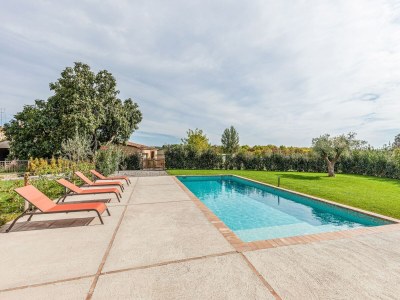 Holiday house Charming Home Near Vulpellac - Outdoor photo 7