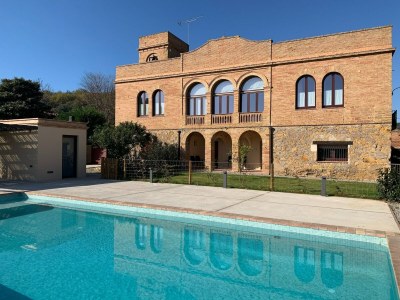 Holiday house Charming Home Near Vulpellac - Outdoor photo 10