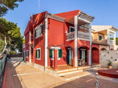 Holiday house Tranquil Villa Stay in Tolleric - Outdoor photo 8