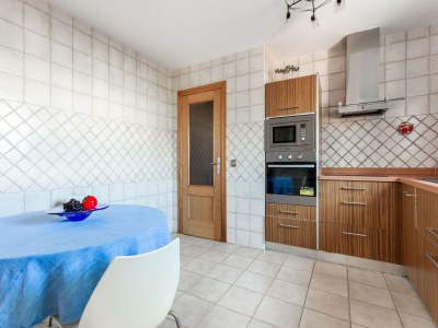 Holiday house Tranquil Villa Stay in Tolleric - Features photo 18