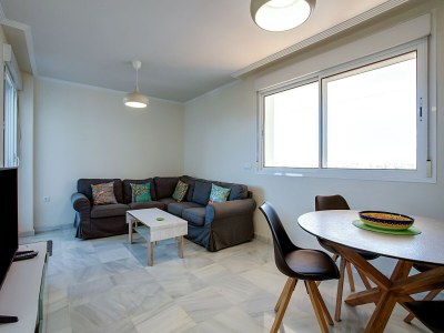 Apartment Beachside Apartment with Pool - Features photo 11