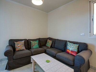 Apartment Beachside Apartment with Pool - Features photo 20