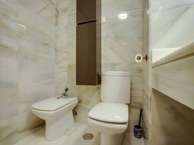 Apartment Beachside Apartment with Pool - Features photo 29