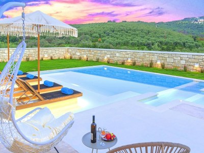 Holiday house Villa am Kournas-See mit privatem Pool - Outdoor photo 10