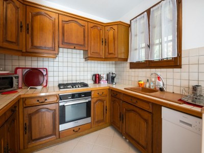 Apartment Charmante Wohnung mit Pool - Features photo 15