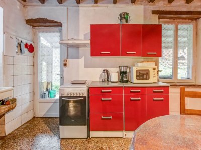 Holiday house Traditional Holiday Home in Brinon sur Beuvron - Features photo 22