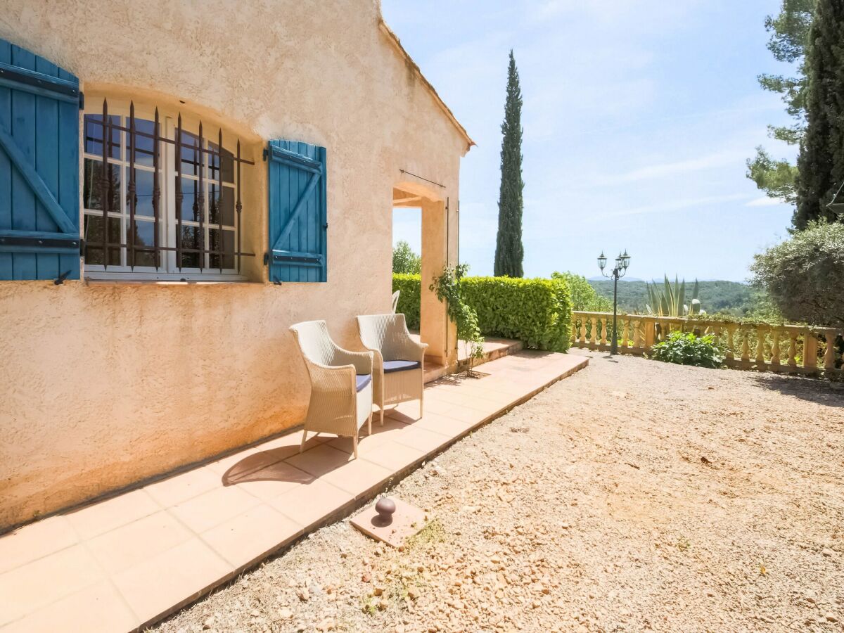 Holiday house Schönes Ferienhaus in Lorgues - Outdoor photo 4