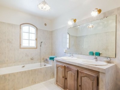 Holiday house Schönes Ferienhaus in Lorgues - Features photo 30