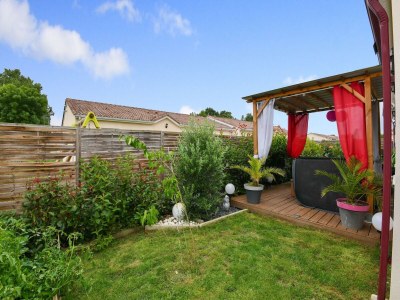 Holiday house Zen-Zimmer in Wohngemeinschaf (Eigentümer vor Ort) - Outdoor photo 6