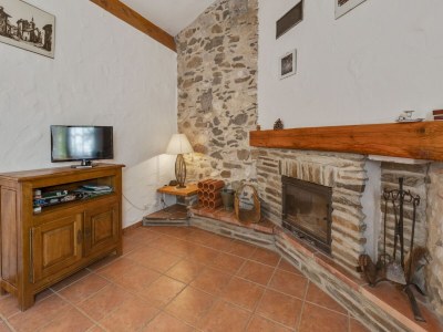 Holiday house Holiday Home in Tautavel near Gorges & Museum - Features photo 19