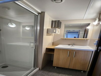 caravan Mobile Home with Plancha & Pool Access - Features photo 11