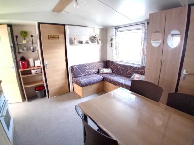 caravan Mobile Home with Plancha & Pool Access - Features photo 13