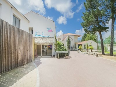 caravan Mobile Home with Plancha & Pool Access - Environment photo 20