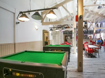 caravan Mobile Home with Plancha & Pool Access - Outdoor photo 23