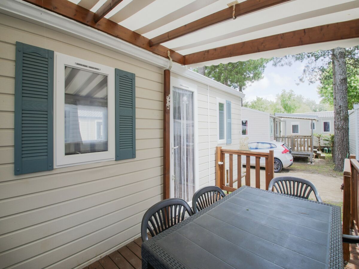 Chalet Mobile Home in Saint Jean near Sea Beach - Outdoor photo 3