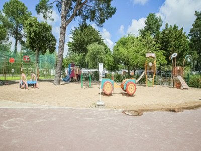 Chalet Mobile Home in Saint Jean near Sea Beach - Outdoor photo 38