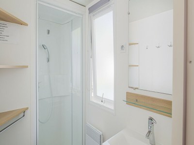 Chalet Mobilheim in Saint-Jean nahe Strand & Pool - Features photo 24