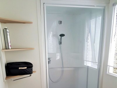 Chalet Mobile Home Saint Jean near Demoiselles Beach - Features photo 18