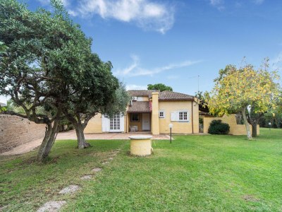 Holiday house Beautiful holiday home in Ardea with garden - Outdoor photo 10