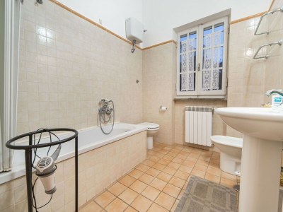 Holiday house Beautiful holiday home in Ardea with garden - Features photo 27