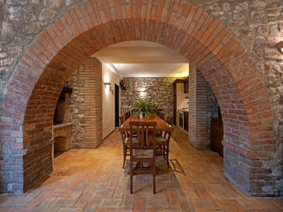 Cottage Mansion in Prodo near Lake Bolsena - Features photo 21