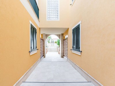 Apartment Chic Apartment by Reitani Beach - Features photo 8