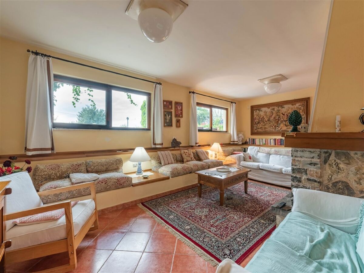 Holiday house Villa with Pool, Pets & WiFi - Features photo 5