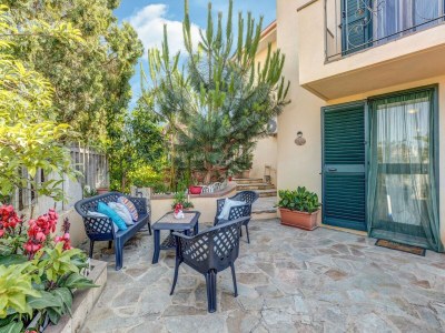 Apartment Belvilla by OYO CASA MELIS - Outdoor photo 3