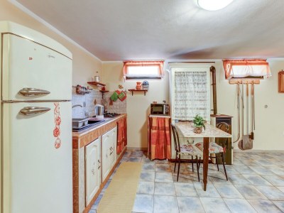 Apartment Belvilla by OYO CASA MELIS - Features photo 11