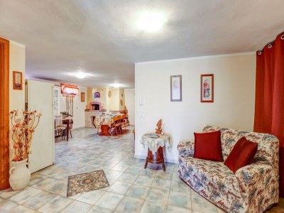 Apartment Belvilla by OYO CASA MELIS - Features photo 25