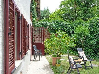 Holiday house Apartment in Casale with Panoramic Vineyard Views - Outdoor photo 7