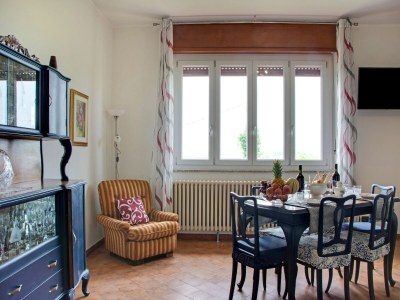 Holiday house Apartment in Casale with Panoramic Vineyard Views - Features photo 25