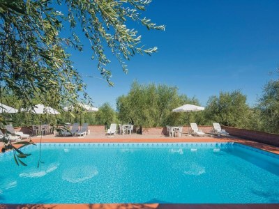 Holiday house Tuscany Bliss: Garden Retreat - Outdoor photo 2