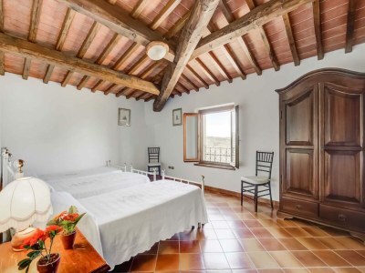 Farmhouse Rustic Tuscan Stonehouse - Features photo 21