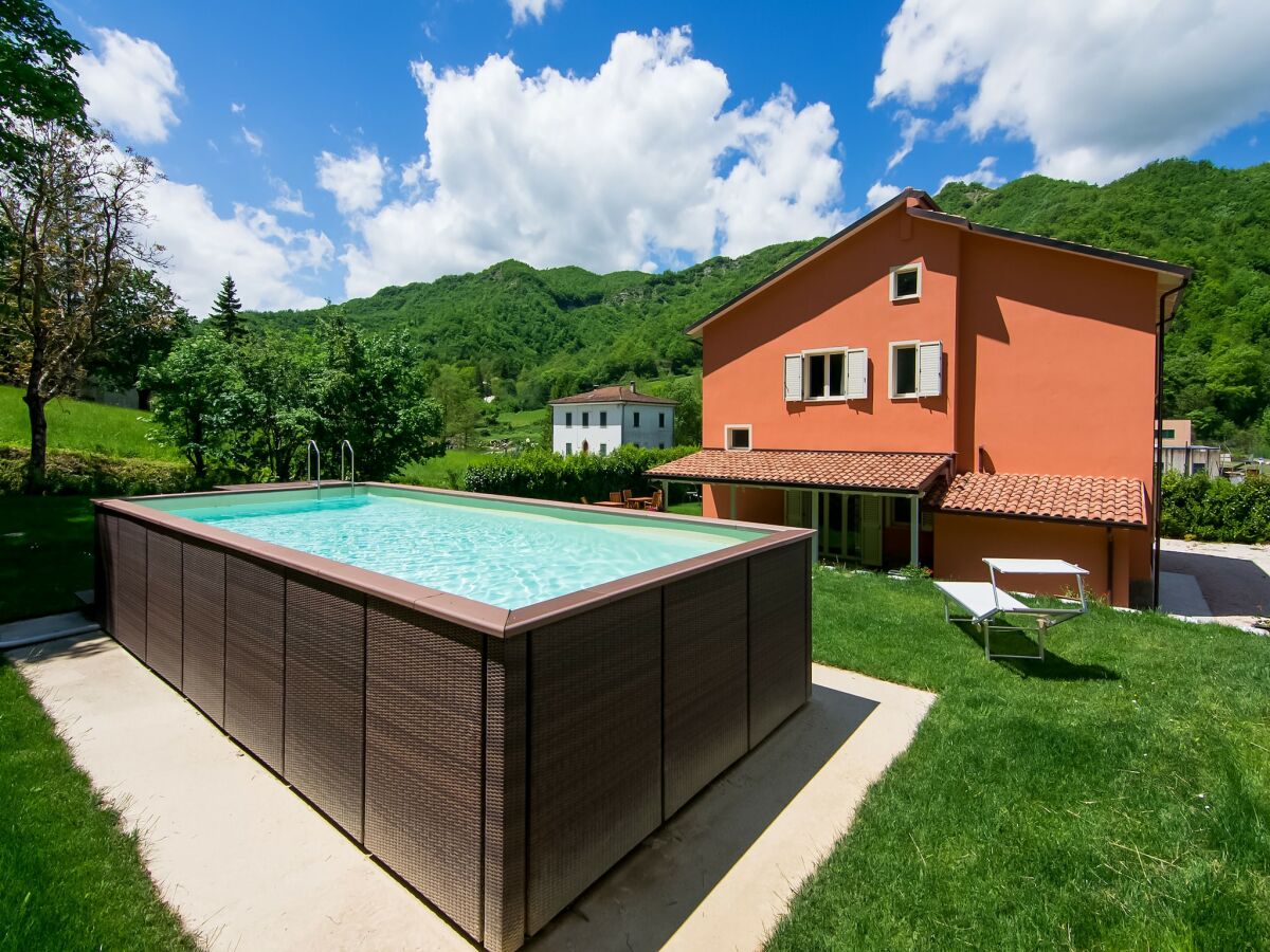 Holiday house Villa in Borgo Pace mit Privatpool - Outdoor photo 3