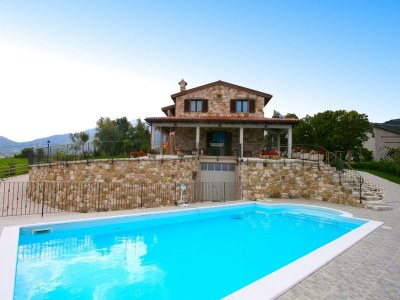Villa Farmhouse Villa w/ Pool - Outdoor photo 2