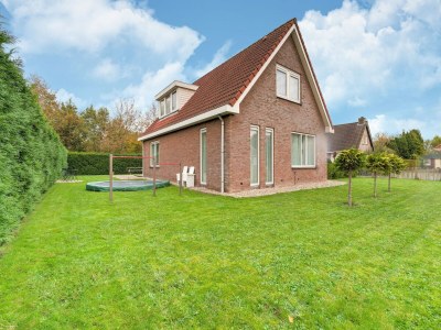 Holiday house Ferienhaus in Zeewolde am Wald - Outdoor photo 3