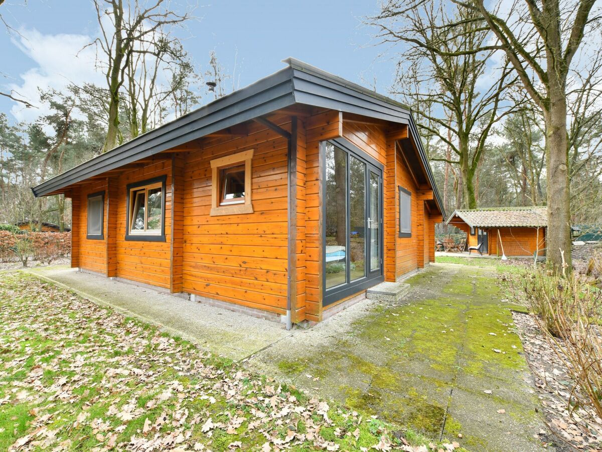 Holiday house Wooden Holiday Home in Meijel with Private Garden - Outdoor photo 2