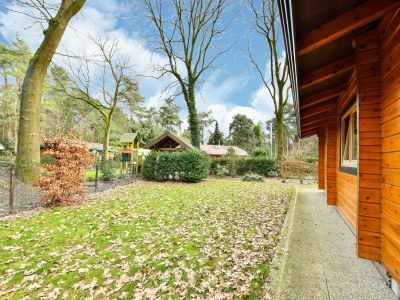 Holiday house Wooden Holiday Home in Meijel with Private Garden - Outdoor photo 3