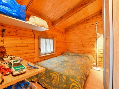 Holiday house Wooden Holiday Home in Meijel with Private Garden - Features photo 30