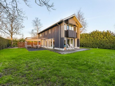 Holiday house Familienhaus in Grou am Wassersport - Outdoor photo 3