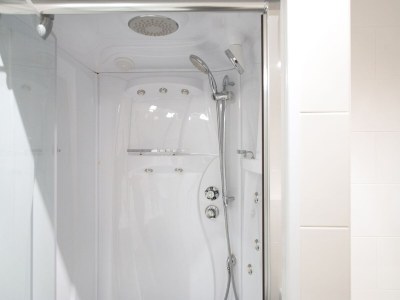 Apartment Ansprechende Wohnung in Den Haag mit Balkon - Features photo 16