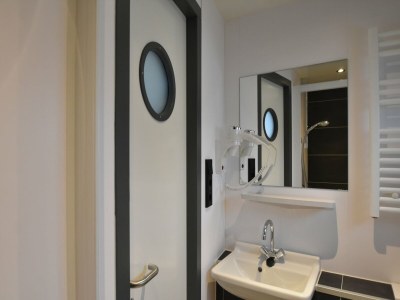 House boat Boot in Volendam nahe Museum - Features photo 17