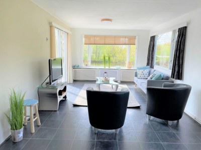 Holiday house Wasservilla nahe Volkerak Ooltgensplaat - Features photo 21