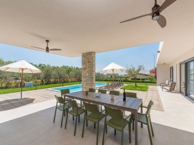 Holiday house Villa in Novigrad mit Pool und Meerblick - Outdoor photo 5