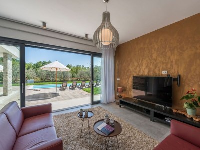 Holiday house Villa in Novigrad mit Pool und Meerblick - Features photo 21