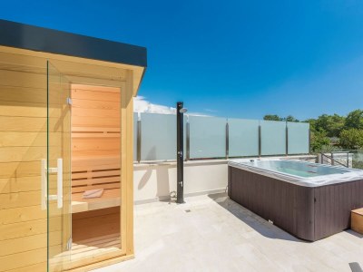 Holiday house Villa in Novigrad mit Pool und Meerblick - Outdoor photo 38