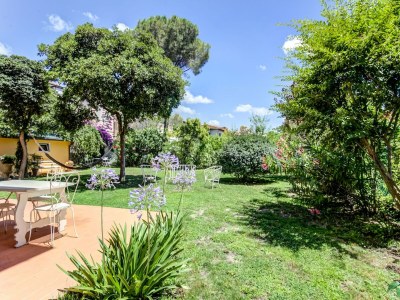 Holiday house Pisa Getaway by the Tower - Outdoor photo 12