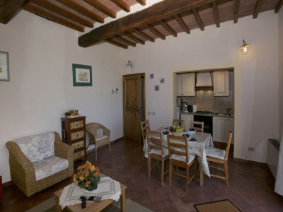 Farmhouse Tuscan Hilltop Farm Stay - Features photo 6